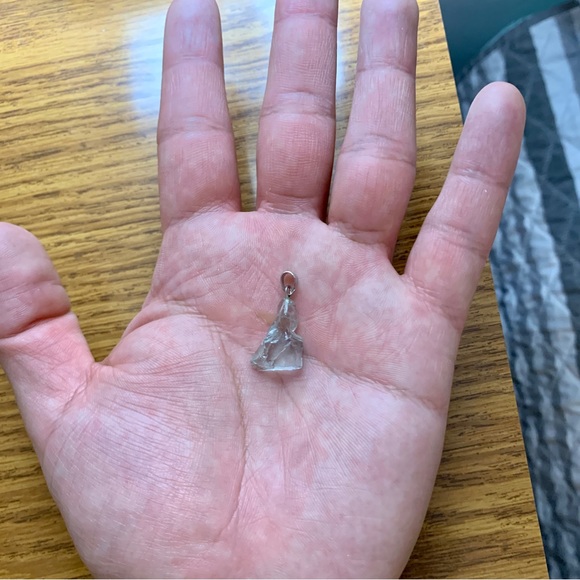 Natural Quartz Stone Pendant - Picture 4 of 6